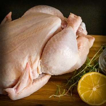 Organic Whole Chicken Image